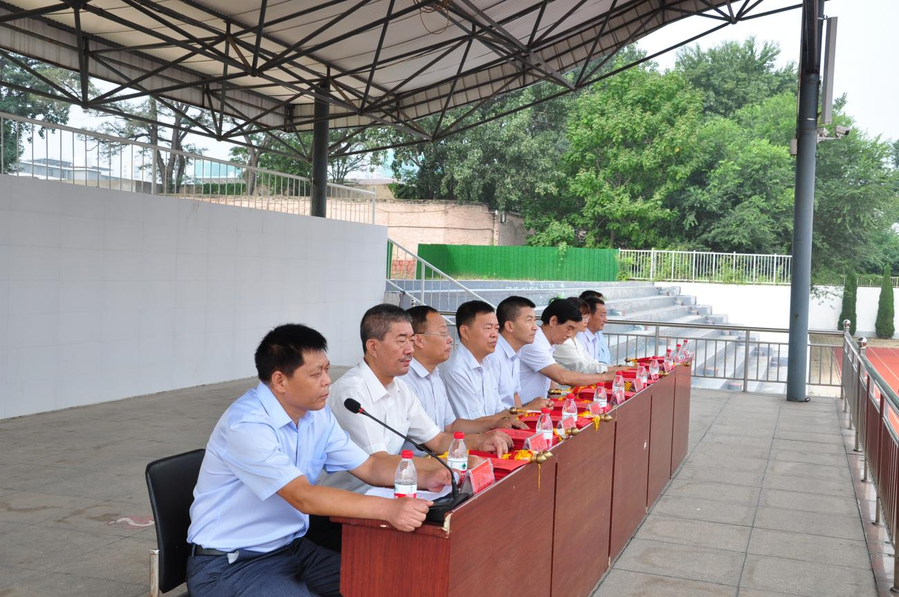 金秋助学 ┃ 今年会集团为实验中学高考学子颁发“今年会助学金”